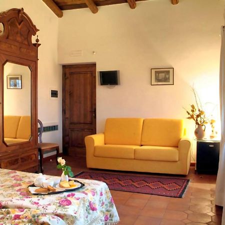 Hotel Villa Rizzo Resort And Spa San Cipriano Picentino Habitación foto